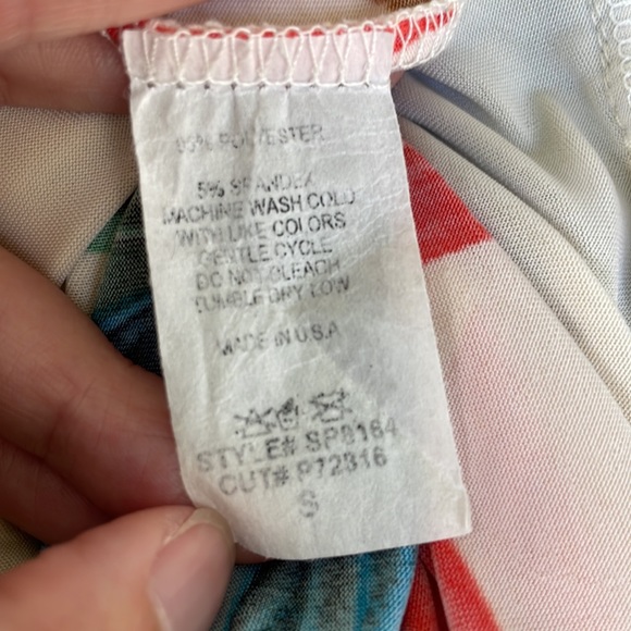 A3 Design cream tropical floral print split front high waist pants size small - Picture 10 of 10